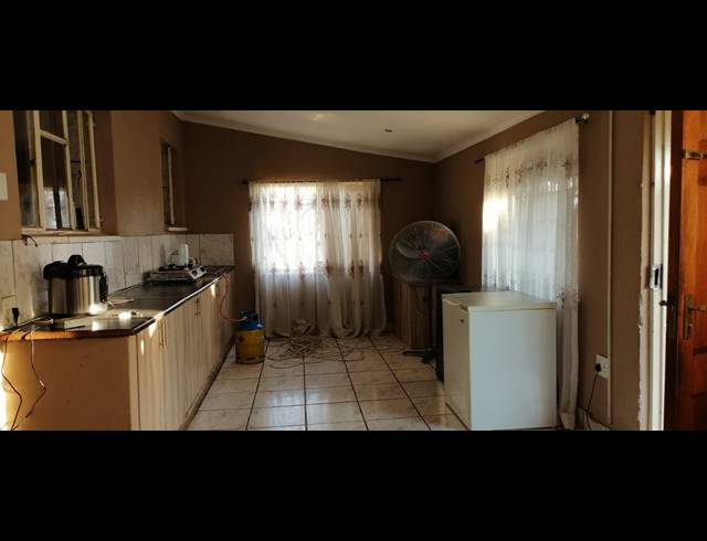 17,131M² FARM FOR SALE IN HILLSIDE